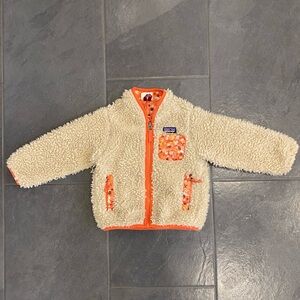 Patagonia 2T retro-x jacket in great condition.